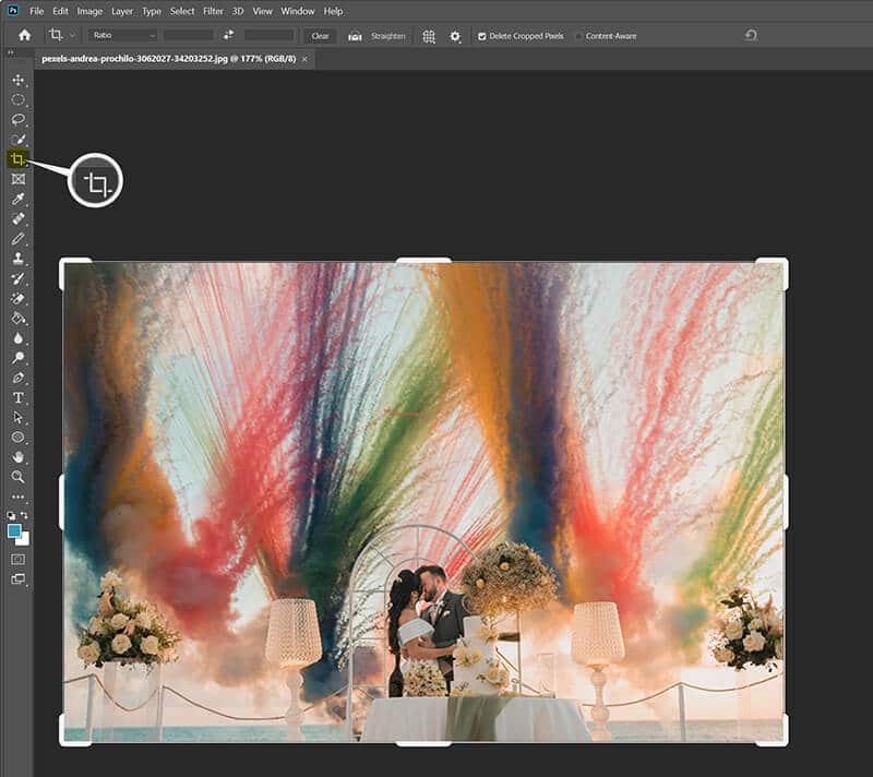 Инструмент кадрирования в Photoshop